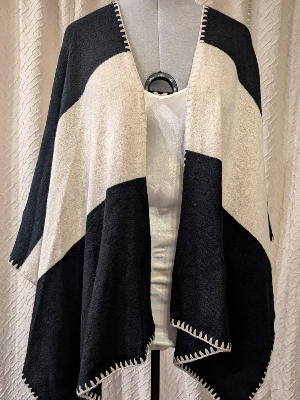 GIANNI BINI black and ivory wrap. Size XS